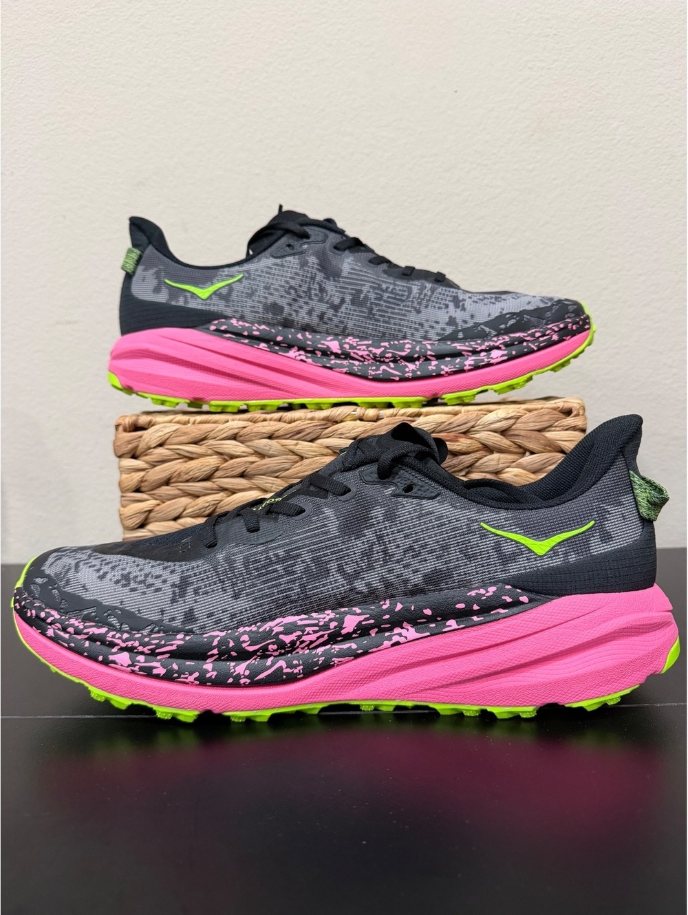 Size 12.5 - Hoka Speedgoat 6 “Black Neon Rose” - Picture 2 of 6